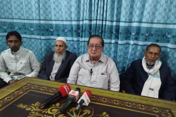 নড়াইলে স্বতন্ত্র প্রার্থীকে হত্যার হুমকির অভিযোগ, সংবাদ সম্মেলন