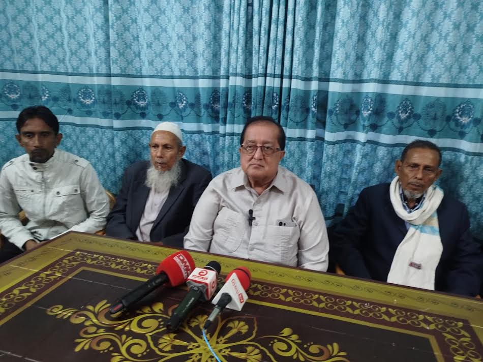 নড়াইলে স্বতন্ত্র প্রার্থীকে হত্যার হুমকির অভিযোগ, সংবাদ সম্মেলন