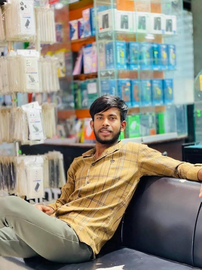 বেগমগঞ্জে ক্রিকেট খেলা নিয়ে বিরোধে তরুণকে ছুরিকাঘাত, নিহত ১