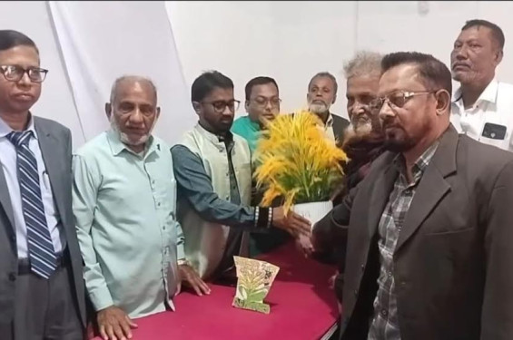 কালীগঞ্জে জাতীয় পার্টির ১৫ নেতার বিএনপিতে যোগদান