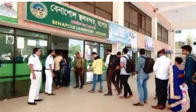 ভোটের দিন বেনাপোল দিয়ে যাত্রী পারাপার বন্ধ
