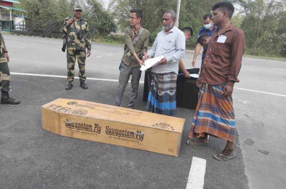 আটকের ১১ মাস পর লাশ হয়ে দেশে ফিরলেন ঠাকুরগাঁওয়ের আজিজুর