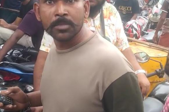 কালীগঞ্জে ট্যাংকি খুলে সিরিয়াল ভঙ্গ করে তেল নিতে আসার ভিডিও ধারণ করাই সাংবাদিককে খুন করার হুমকি, থানায় লিখিত অভিযোগ