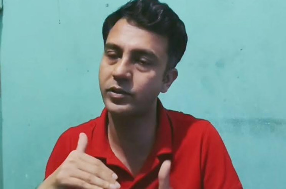 তেল পাম্পে শৃঙ্খলা ফেরাতে ঝিনাইদহে তরুণ শিল্প উদ্যোক্তা রাসেলের স্মার্ট অ্যাপ