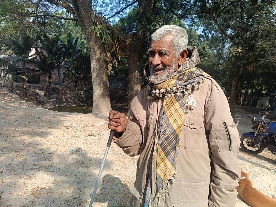 ঝিনাইদহে ভাইয়ের বিক্রি করা জমি নিয়ে ৯০ বছরের বৃদ্ধের বিরুদ্ধে মামলা