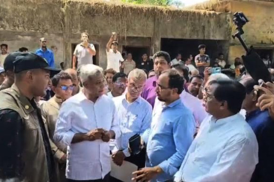 প্রধানমন্ত্রীর আগমন উপলক্ষে উলাশীর জিয়া খাল পরিদর্শন করলেন প্রতিমন্ত্রী অনিন্দ্য ইসলাম অমিত