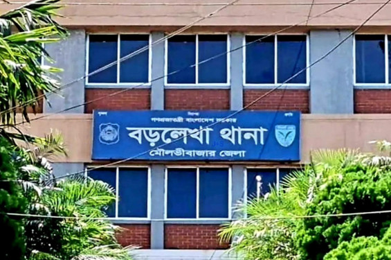 পুকুরের জলে হারিয়ে গেল দুই বছরের শিশু-বড়লেখায় শোকের ছায়া