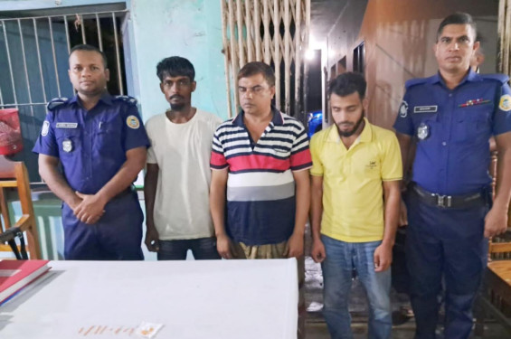 বামনায় ৫০ পিচ ইয়াবাসহ গ্রেফতার-৩