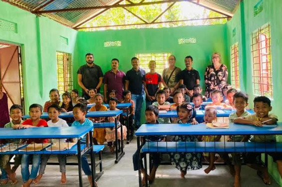 লাউয়াছড়া খাসিয়া পুঞ্জির শিশুরা পেল নতুন বিদ্যালয়