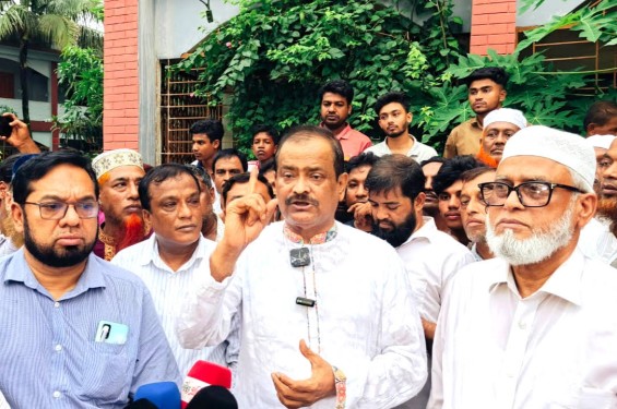 শেখ হাসিনাসহ তার দোসরদের অবৈধ সম্পদের হিসেব নিতে হবে : খায়ের ভূঁইয়া