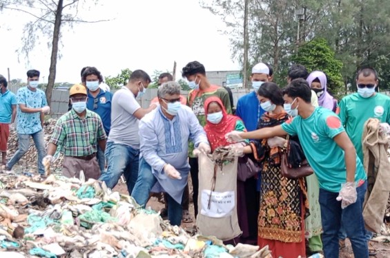 মোংলা পোর্ট পৌরসভার ডাম্পিং  বর্জ্যে সুন্দরবন নদী ও পরিবেশ দূষণ হচ্ছে