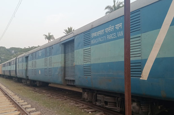 ভারত থেকে এলো ৪৬৮ মেট্রিক টন আলু
