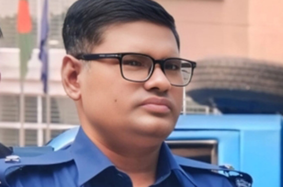 শরীয়তপুরে জাজিরা থানার ভেতরে মিললো ওসির ঝুলন্ত মরদেহ