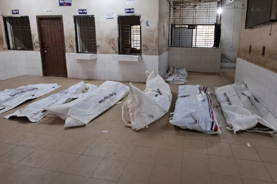 মেঘনায় আল-বাকেরা জাহাজে ৭ খুন ডাকাতি নয়, পরিকল্পিত হত্যা: দাবি স্বজনদের