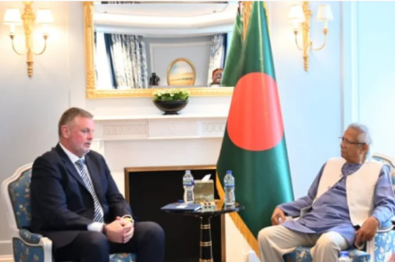 লন্ডনে ব্যস্ত সময় পার করছে ড. মুহাম্মদ ইউনূস