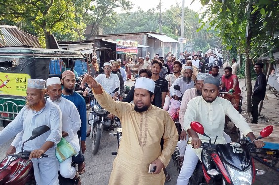 নড়াইল-১ আসনে জামায়াতে ইসলামীর প্রার্থীর গণসংযোগ