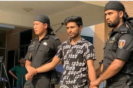 বিদেশে জিম্মি করে মুক্তিপণ আদায়ের মূলহোতা নওগাঁয় গ্রেপ্তার