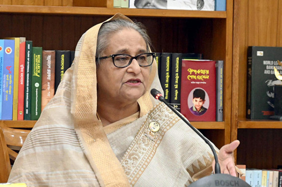 পোশাকশ্রমিকদের নতুন মজুরিতেই কাজ করতে হবে: প্রধানমন্ত্রী
