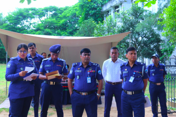 ক্ষেতলালে মাদকবিরোধী অভিযানে গ্রেফতার ৩