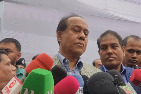 বিধি ভঙ্গ নিয়ে কিছু বলবেন না সিইসি