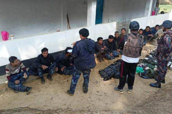 অস্ত্রসহ পালিয়ে বাংলাদেশে মিয়ানমারের ৯৫ সীমান্তরক্ষী
