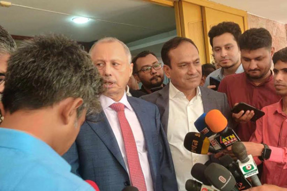 ডলারের মূল্যবৃদ্ধি, ব্যবসায়ীদের বিশেষ সুবিধা প্রদানের আশ্বাস গভর্নরের