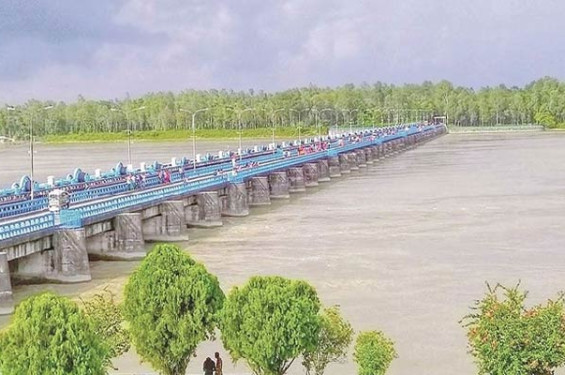 তিস্তা-গঙ্গা ইস্যুতে মোদী-মমতার দ্বন্দ্ব এড়াতে চায় বাংলাদেশ