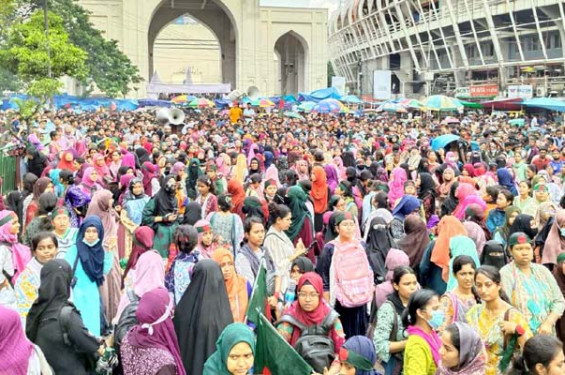 রাষ্ট্রপতিকে শিক্ষার্থীদের স্মারকলিপি, দাবি আদায়ে ২৪ ঘণ্টার আলটিমেটাম