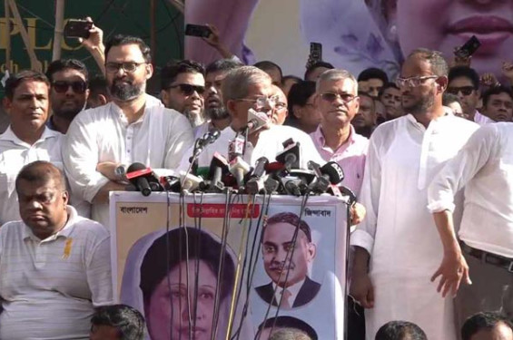 দ্রুত অন্তর্বর্তী সরকার গঠন করে সুষ্ঠু নির্বাচন দিতে হবে: ফখরুল