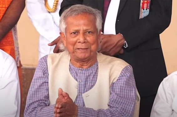 সংখ্যালঘু নয়, মানুষ-নাগরিক হিসেবে অধিকার চাইবেন: প্রধান উপদেষ্টা