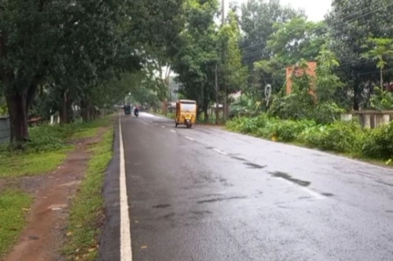 খাগড়াছড়ি ও রাঙামাটিতে ৭২ ঘণ্টার সড়ক অবরোধ চলছে