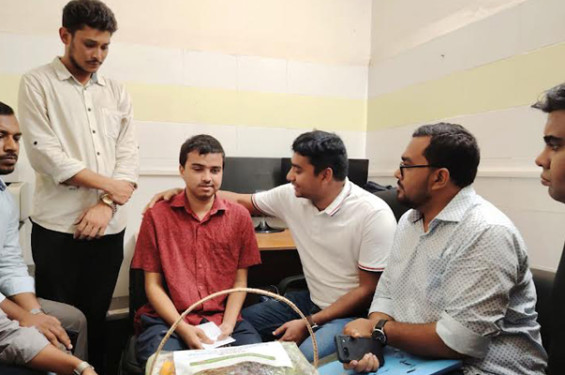 আহত ইমরানের পাশে ছাত্রদল