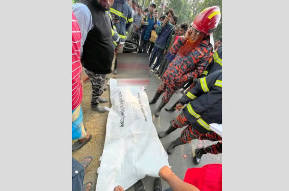 ফরিদপুর ট্রাকের চাপায় মোটরসাইকেল আরোহীর মৃত্যু