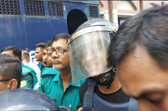 হত্যা মামলায় গ্রেপ্তার দেখানো হলো হাজী সেলিম-সৈকতকে