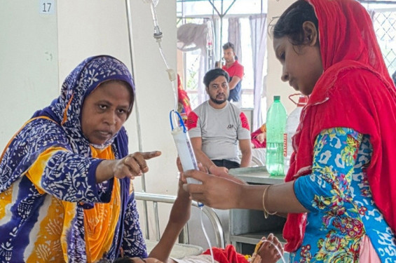 ডেঙ্গুতে আরো ৬ জনের মৃত্যু, হাসপাতালে ৯৫৩
