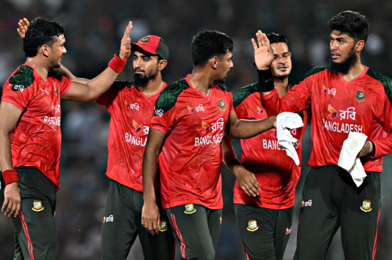 দারুণ কামব্যাকে ১৫০ রানের লক্ষ্য পেল বাংলাদেশ