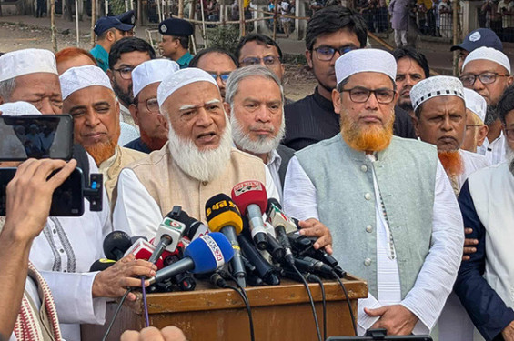 নির্বাচনের দিন গণভোট হলে জেনোসাইড হওয়ার ঝুঁকি রয়েছে: ডা. শফিকুর