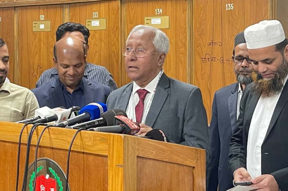 ইসির বৈঠকে উপস্থাপন করা হবে তারেক ও জাইমার ভোটার হওয়ার নথি : সচিব