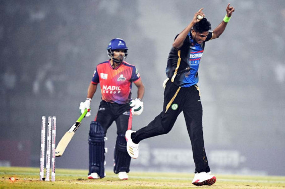 শেষের কামব্যাকে ১৬০ রানের লক্ষ্য পেল রংপুর