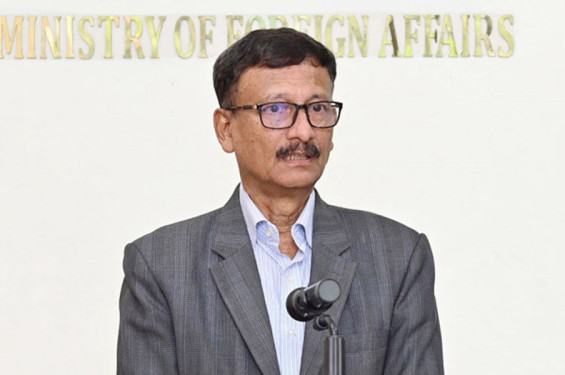 নির্বাচন নিয়ে বহির্বিশ্বের কোনো চাপ নেই : পররাষ্ট্র উপদেষ্টা