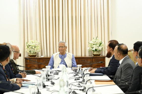 শহীদদের আত্মত্যাগ জাতির ইতিহাসে চিরদিন লিপিবদ্ধ থাকবে : প্রধান উপদেষ্টা