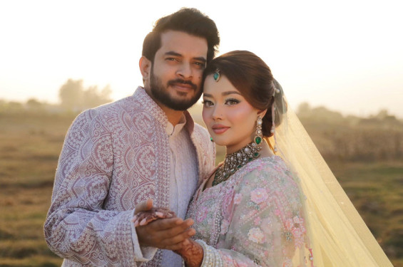 বাগদানের ১১ মাস পর বিয়ের পিঁড়িতে পার্থ-শামা