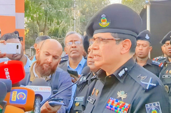 জঙ্গল সলিমপুরে সন্ত্রাসীদের আস্তানা গুঁড়িয়ে দেওয়া হবে : র‌্যাব ডিজি