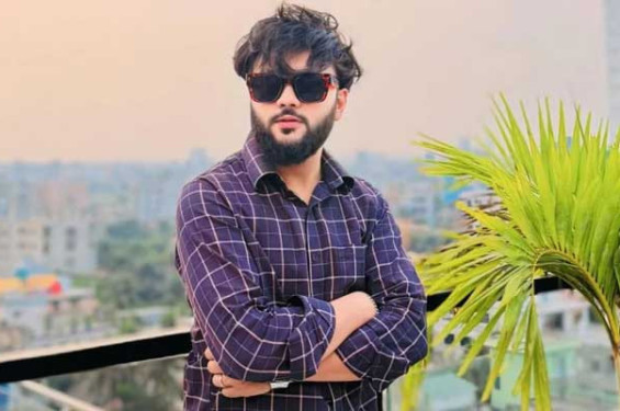কনটেন্ট ক্রিয়েটর আর এস ফাহিমকে ধরে পুলিশে দিল বিক্ষুব্ধরা