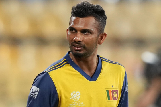 আইপিএলে যোগ দেওয়ায় পিএসএলে নিষিদ্ধ শানাকা