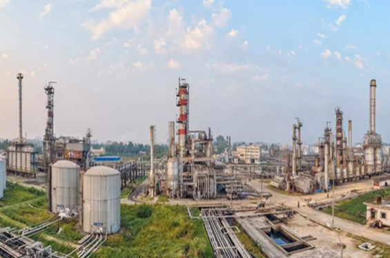 উৎপাদনে ফিরছে ইস্টার্ন রিফাইনারি