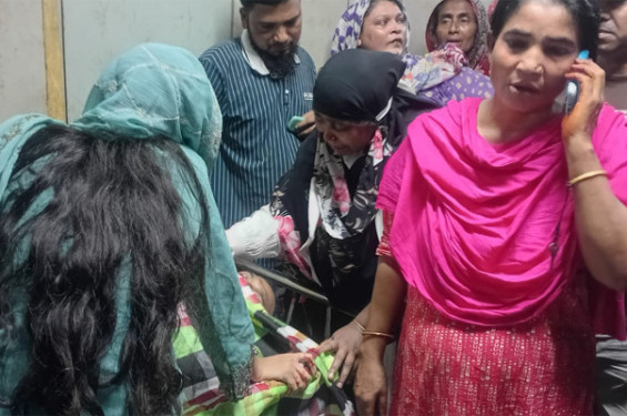 স্বেচ্ছাসেবক দলের সাবেক আহ্বায়ককে ছুরিকাঘাতে হত্যা