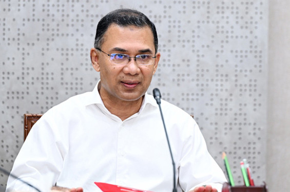 তোষামোদ নয়, জনগণের সামনে সত্য তুলে ধরুন : প্রধানমন্ত্রী