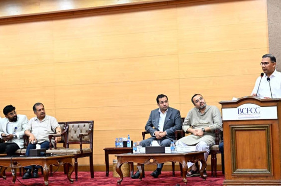 প্রতিহিংসার বদলে দেশের জন্য কাজ করার আহ্বান প্রধানমন্ত্রীর