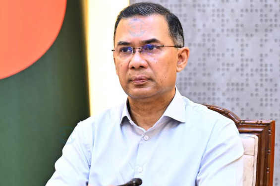 সরকারি ব্যানার-ফেস্টুন ও বিলবোর্ডে প্রধানমন্ত্রীর ছবি ব্যবহারে নিষেধাজ্ঞা